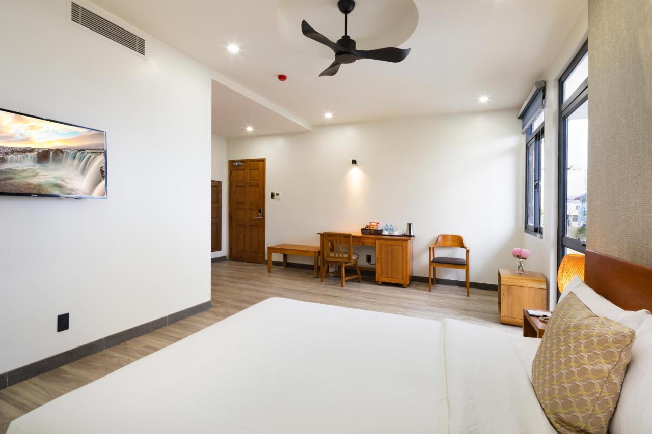 Lara Hotel Long Xuyen Exterior photo