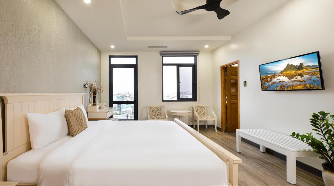 Lara Hotel Long Xuyen Exterior photo