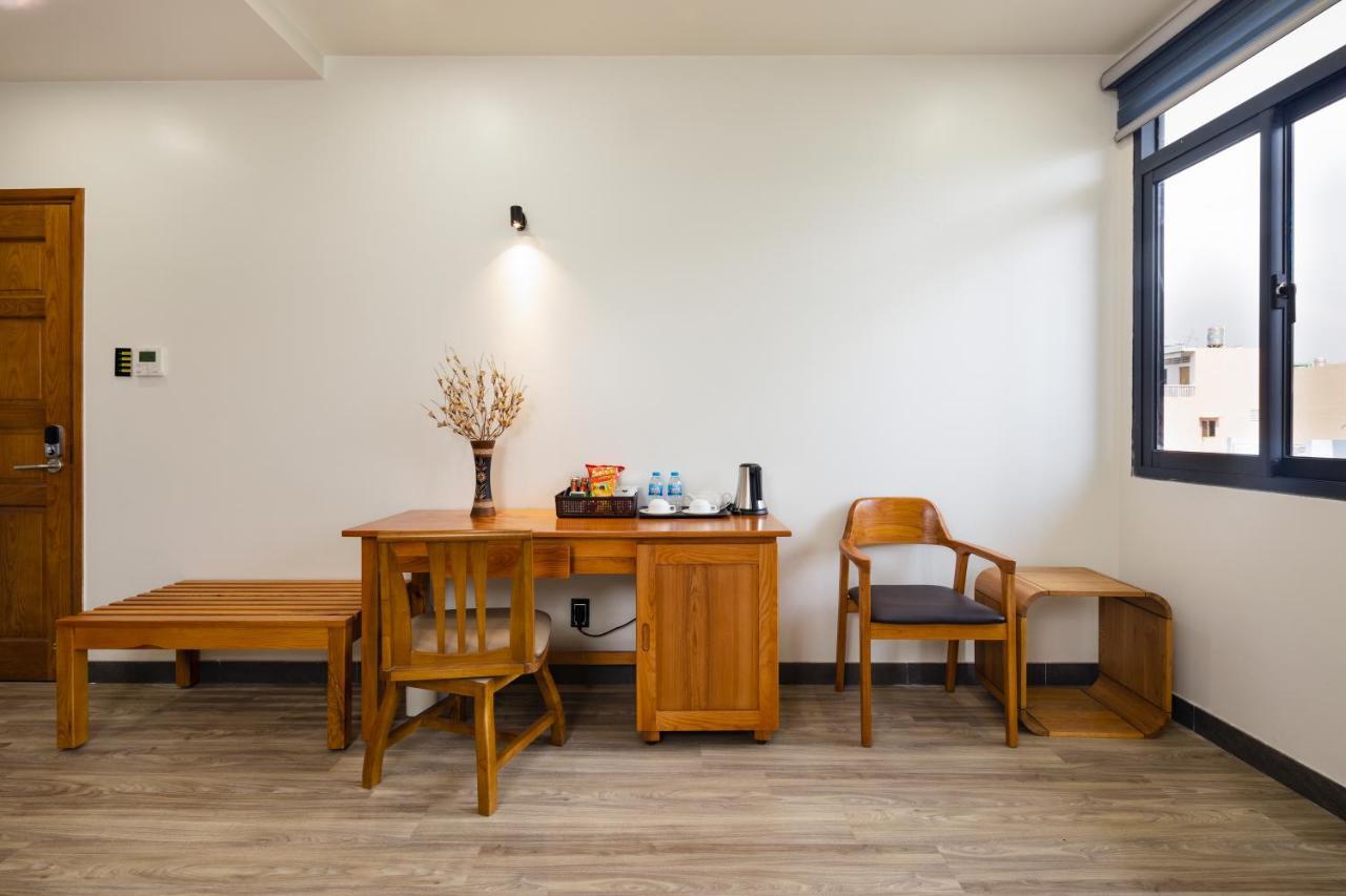 Lara Hotel Long Xuyen Exterior photo